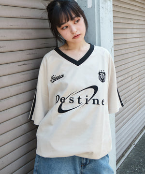 ホワイトアイボリー　モデル：160㎝　M着用