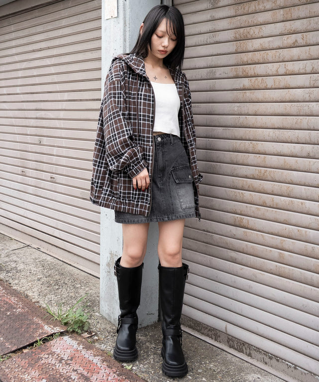 ブラウンチェック　モデル：159cm L着用