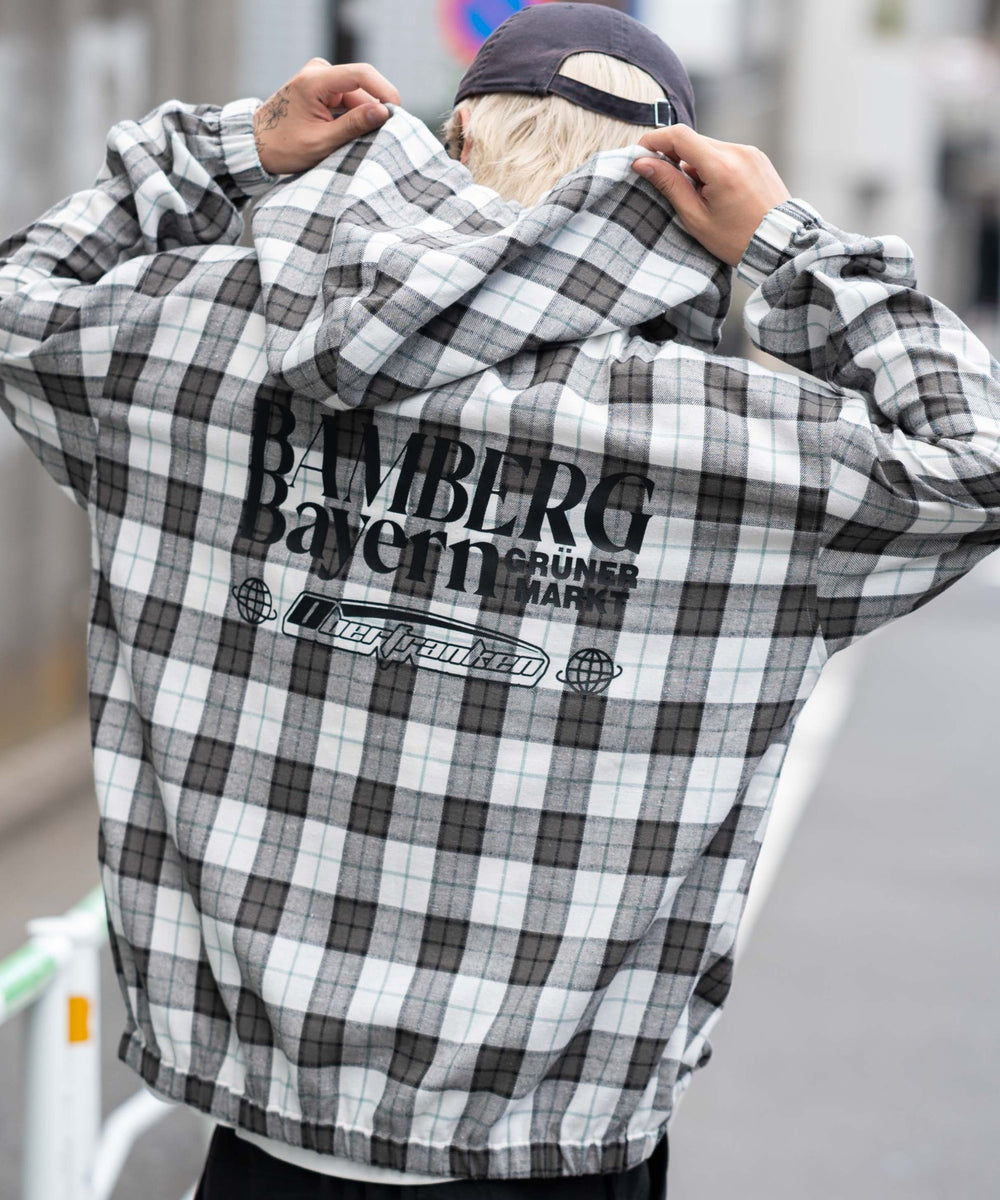 ホワイトチェック1 モデル：175cm L着用