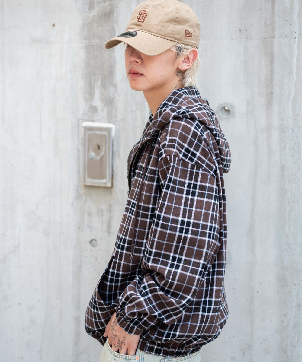 ブラウンチェック1 モデル：175cm L着用