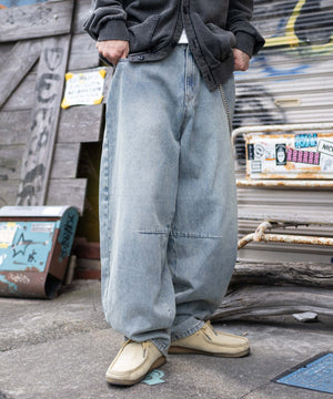 デニム淡加工 モデル：175cm L着用