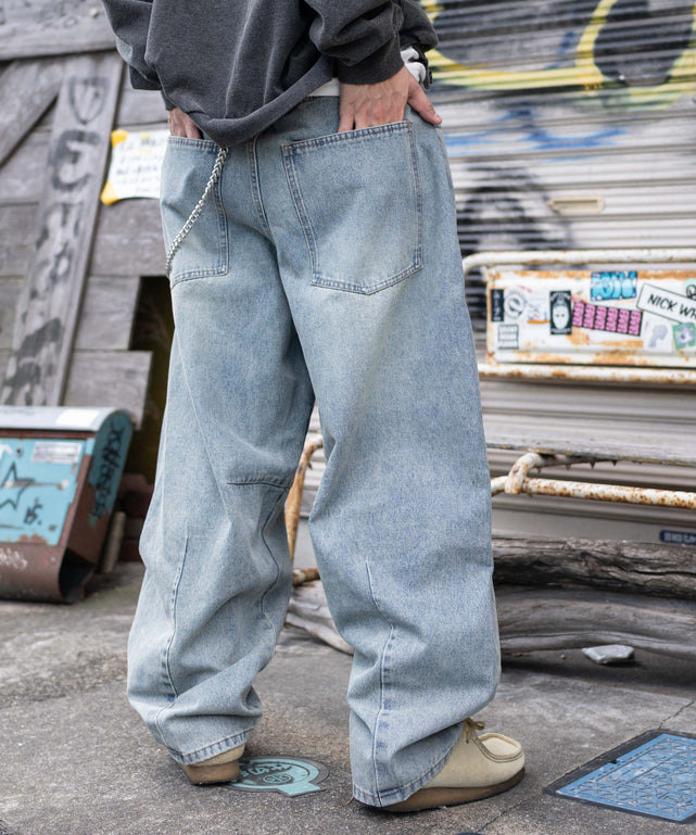 デニム淡加工 モデル：175cm L着用