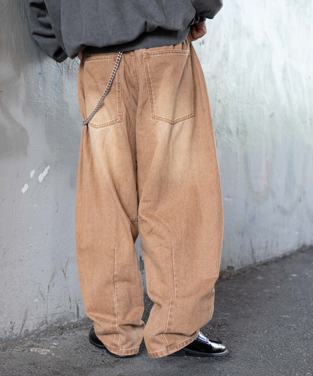 ブラウン モデル：175cm L着用