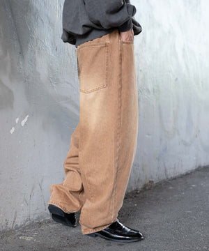 ブラウン モデル：175cm L着用