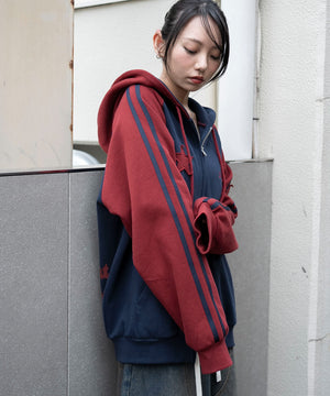 ネイビー　モデル：159cm L着用