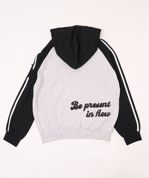 ラインラグランZIPパーカー