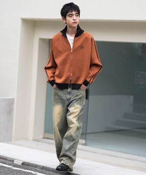 オレンジ モデル：180cm L着用