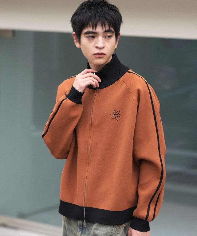 オレンジ モデル：180cm L着用