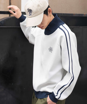 ホワイト モデル：180cm L着用