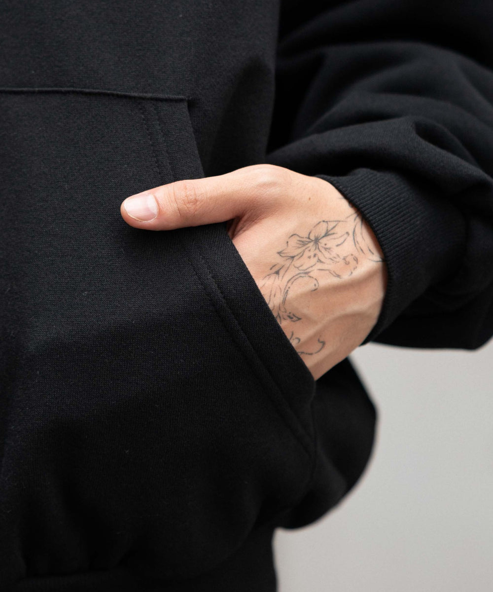 バルーンクロップドグラフィックプルパーカー