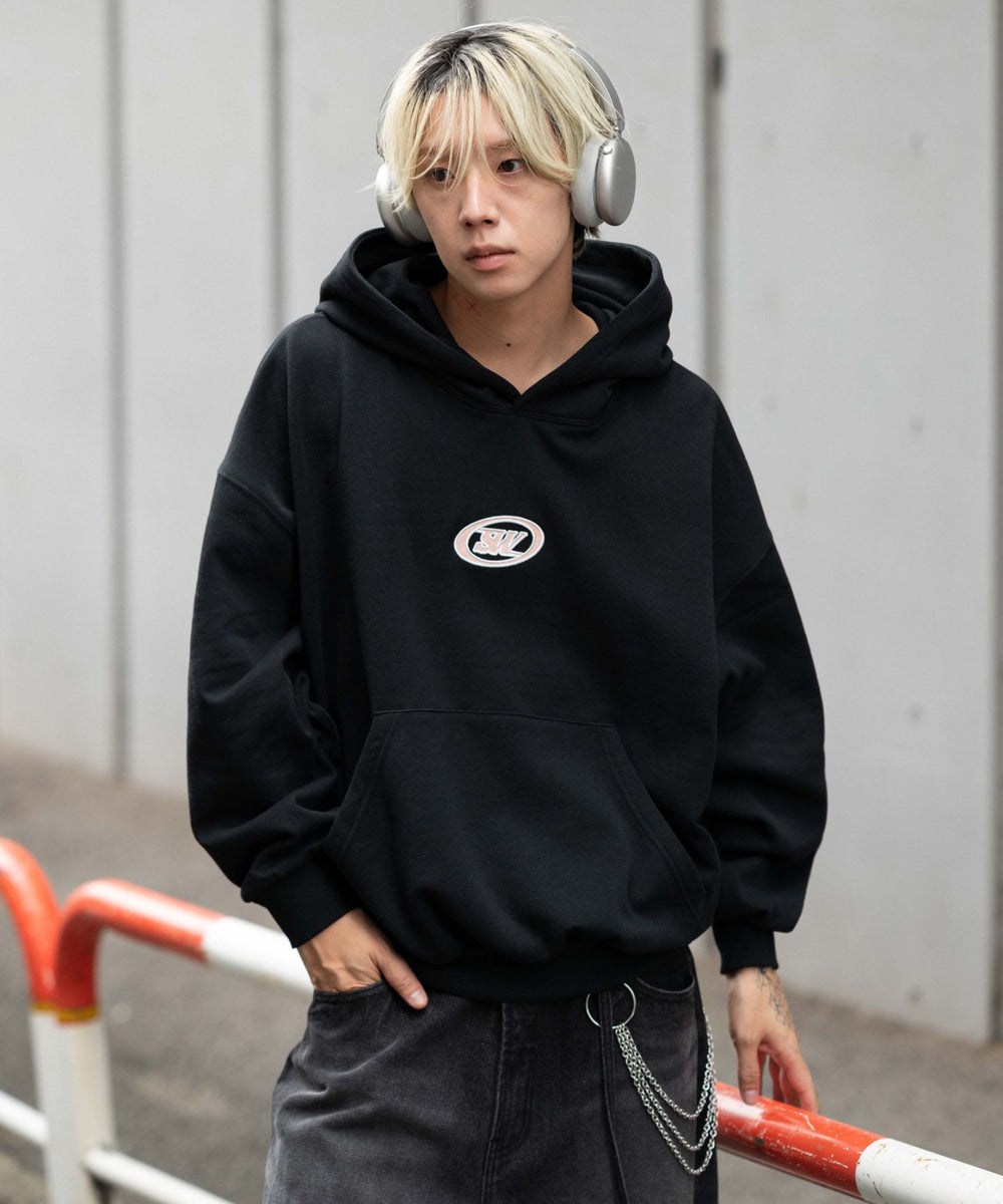 ブラック モデル：175cm L着用