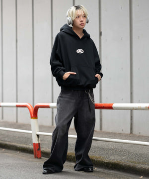 ブラック モデル：175cm L着用