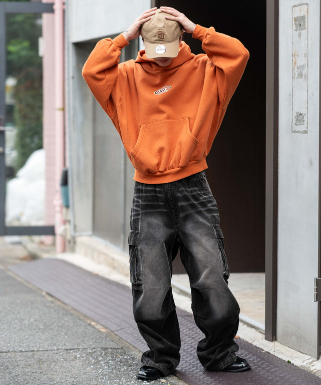 Dオレンジ モデル：175cm L着用