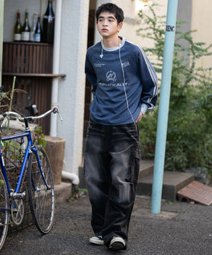 ネイビー モデル：175cm L着用