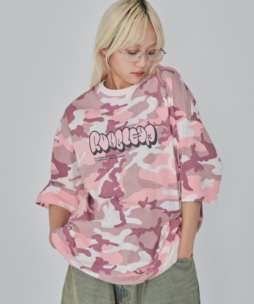 ピンク モデル：172cm L着用