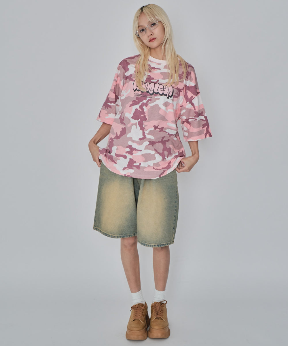 ピンク モデル：172cm L着用