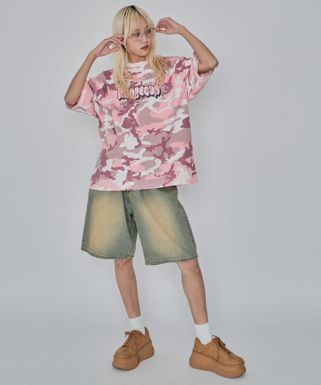 ピンク モデル：172cm L着用