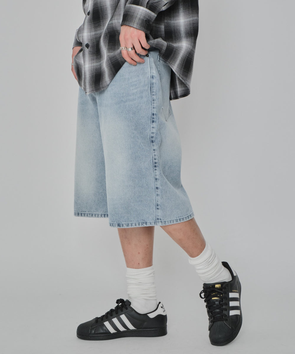 デニム淡 モデル：178cm L着用