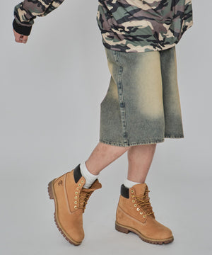 デニム淡加工 モデル：178cm L着用