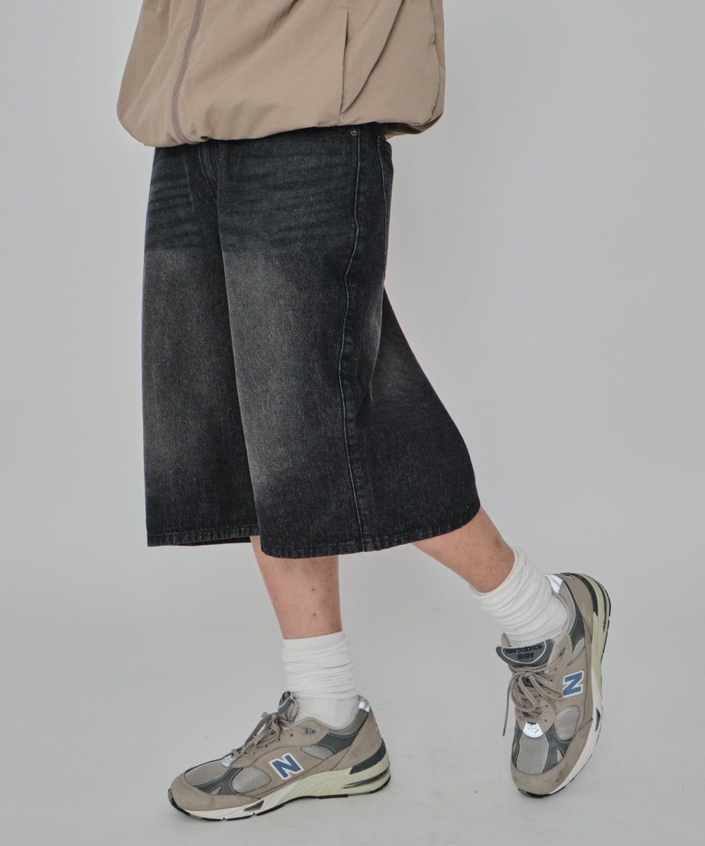 デニムブラック モデル：178cm L着用