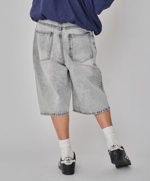 グレー モデル：178cm L着用