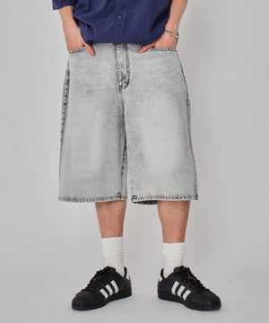 グレー モデル：178cm L着用