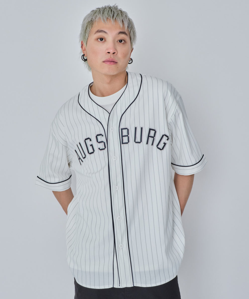 ホワイト モデル：178cm L着用