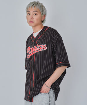 ブラック モデル：178cm L着用