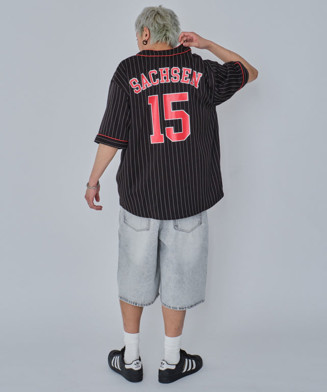 ブラック モデル：178cm L着用