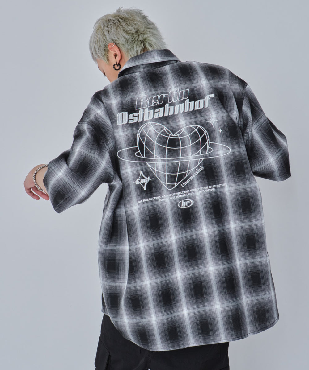 ブラックチェック モデル：178cm L着用