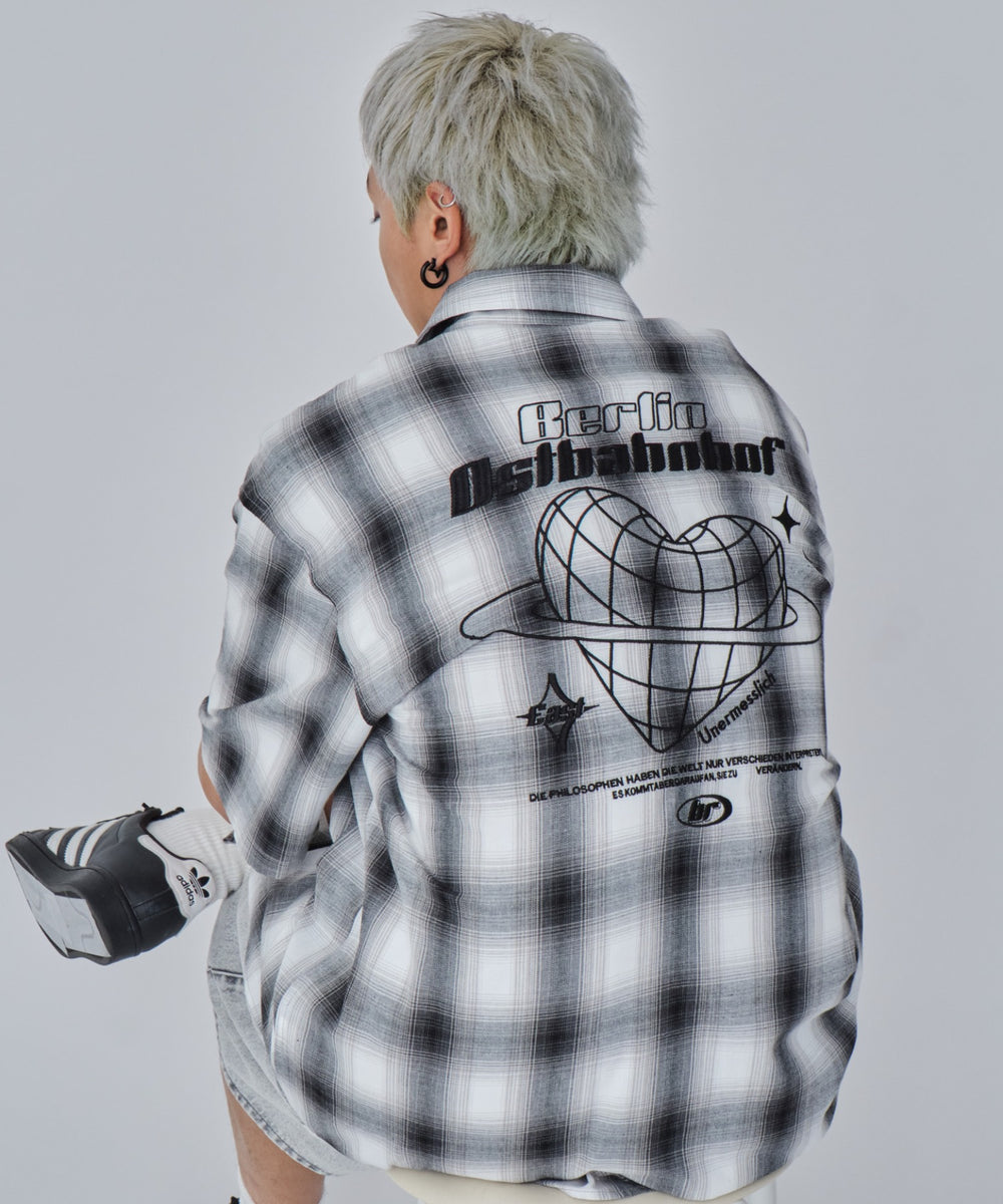 ホワイトチェック モデル：178cm L着用