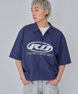 ネイビー　モデル:178cm L着用