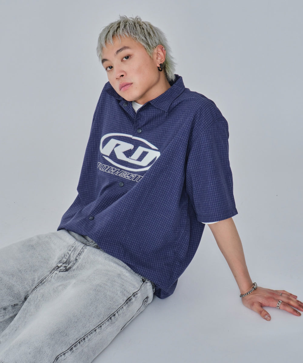 ネイビー　モデル:178cm L着用