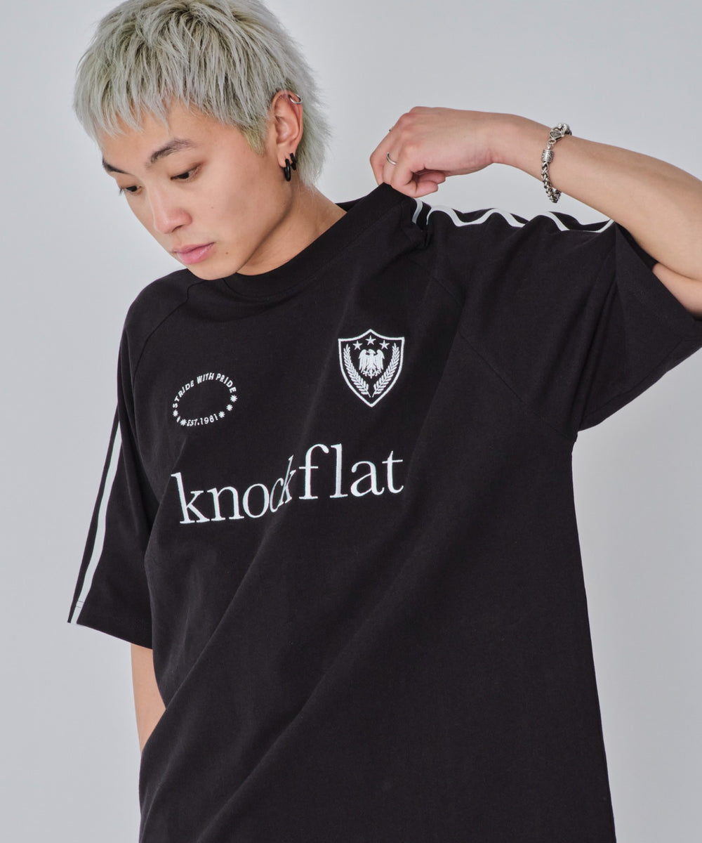 ブラック　モデル:178cm L着用