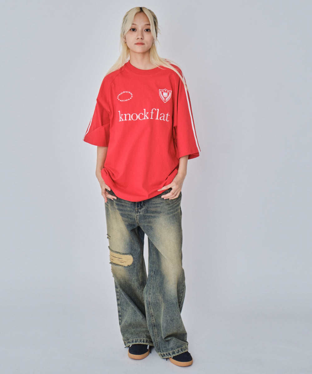 レッド　モデル:172cm L着用