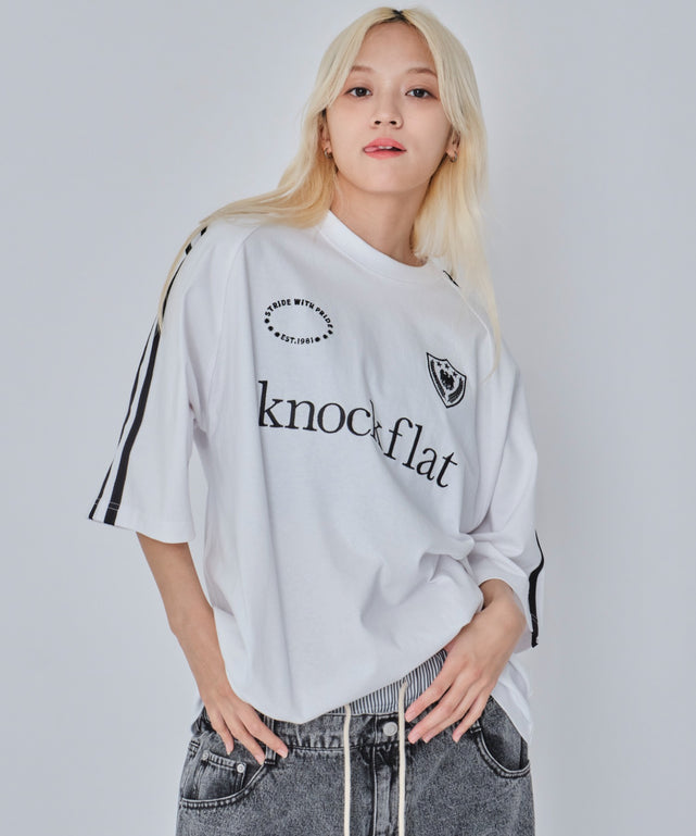 ホワイト　モデル:172cm L着用