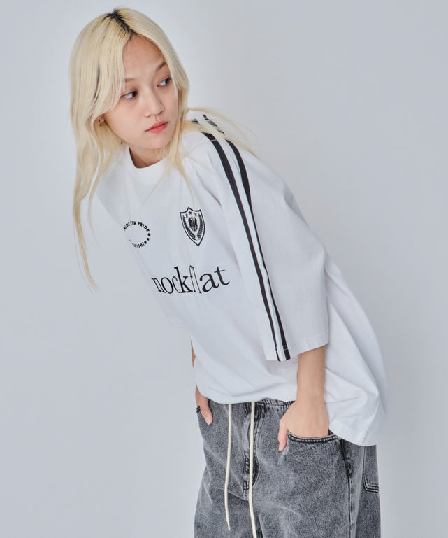 ホワイト　モデル:172cm L着用