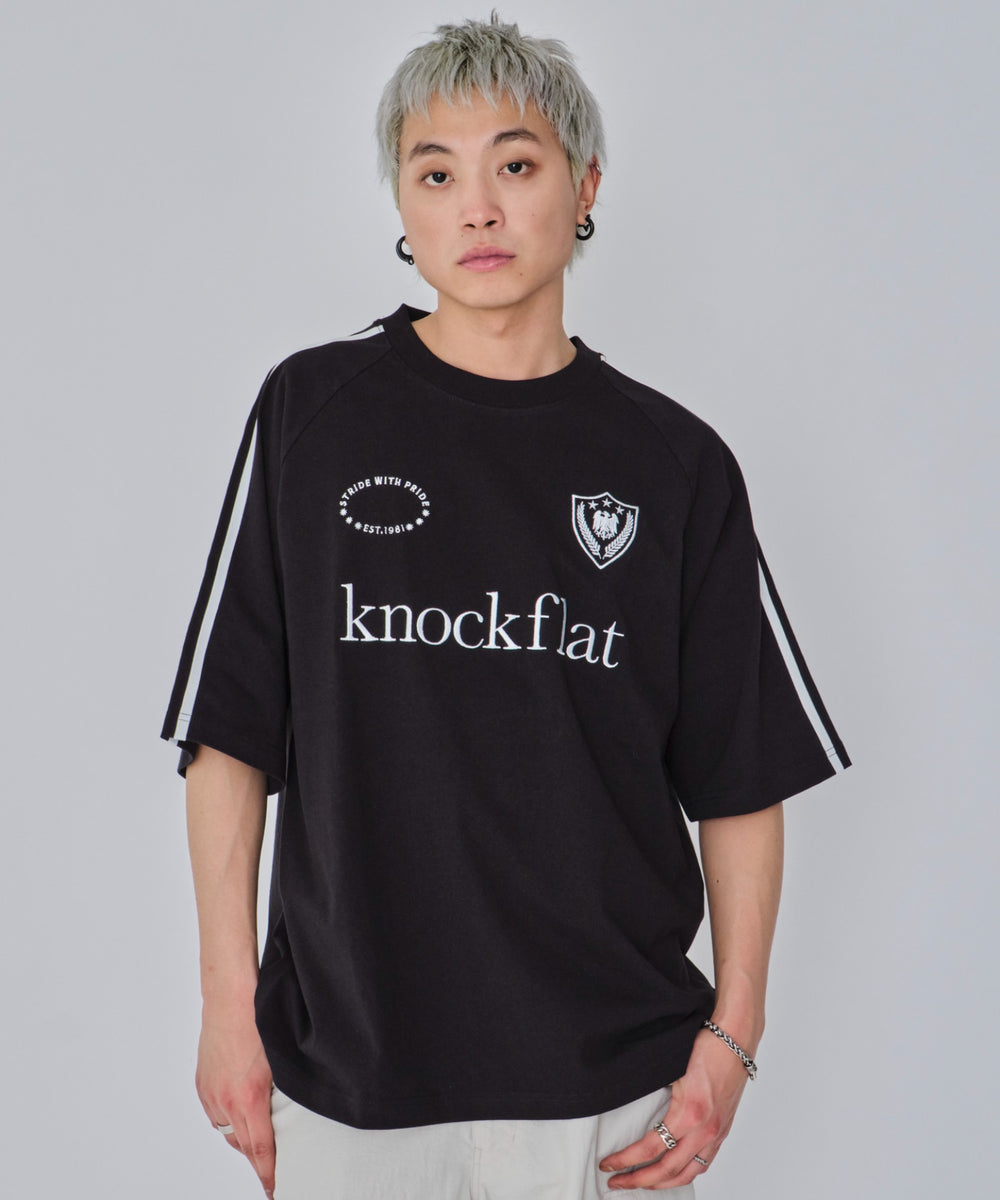 ブラック　モデル:178cm L着用