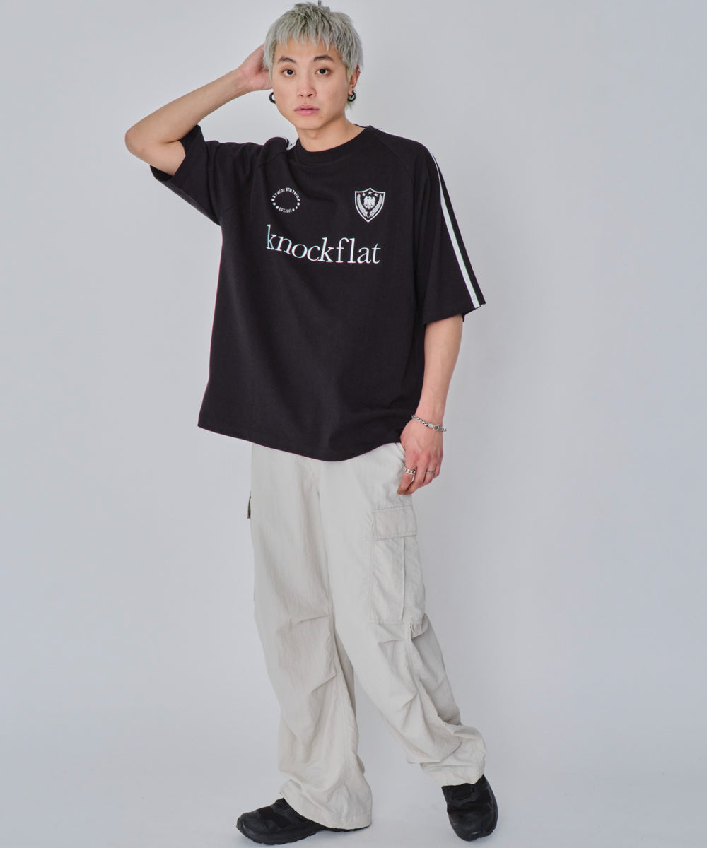 ブラック　モデル:178cm L着用