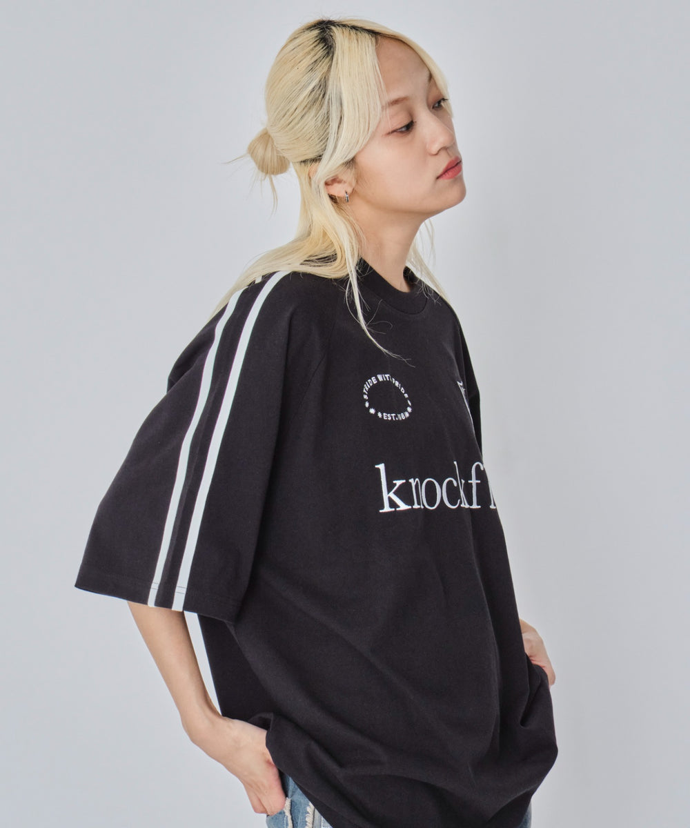 ブラック　モデル:172cm L着用