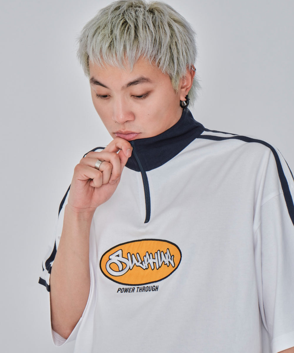 ホワイト　178cm L着用