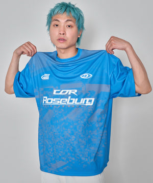 ブルー　モデル：178㎝　L着用