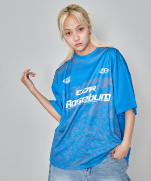 ブルー　モデル：172㎝　L着用