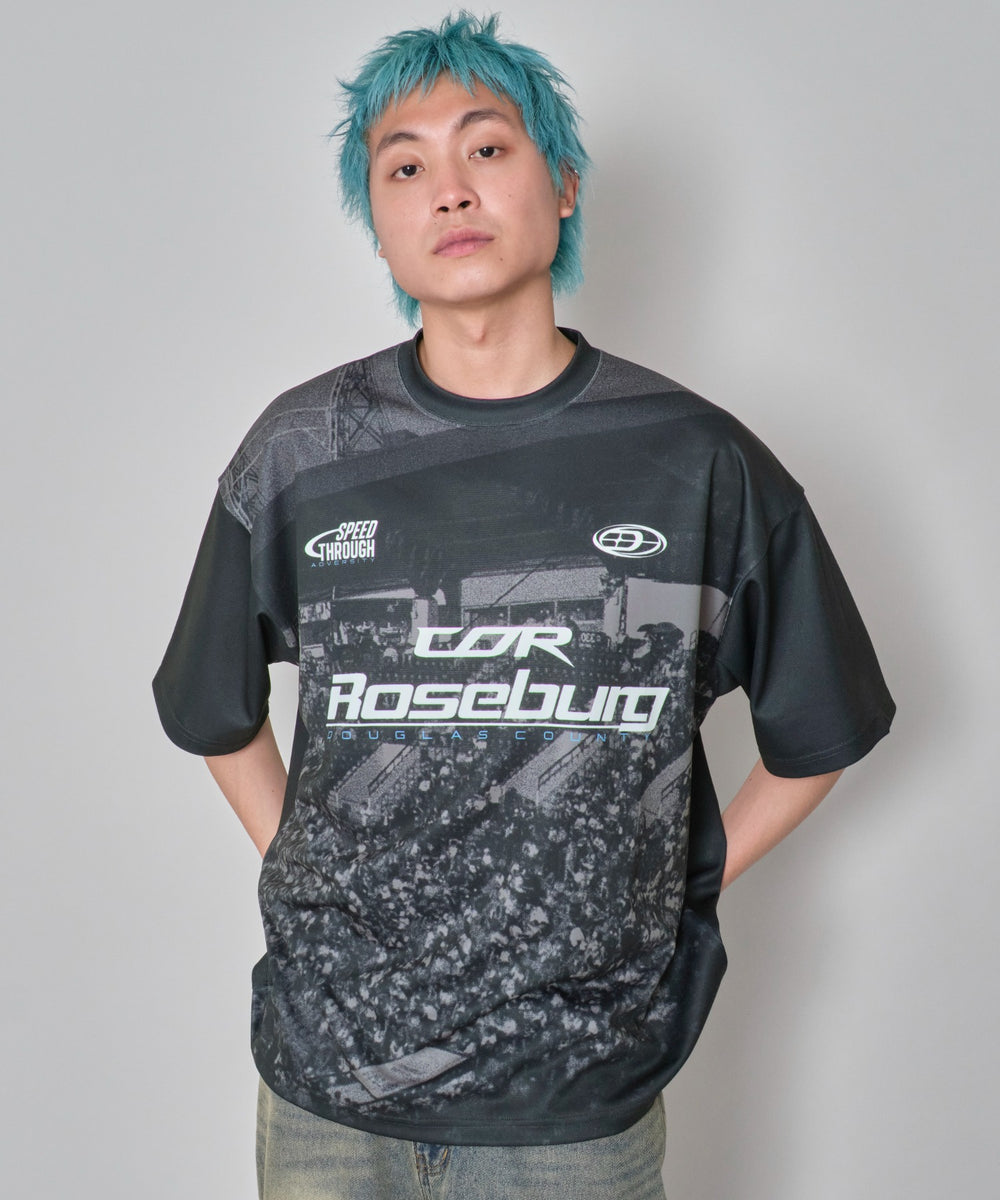 ブラック モデル：178cm L着用