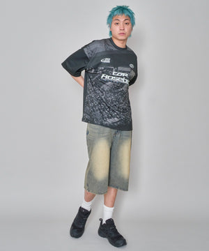 ブラック モデル：178cm L着用