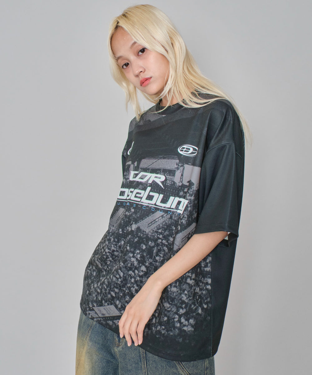 ブラック モデル：172cm L着用