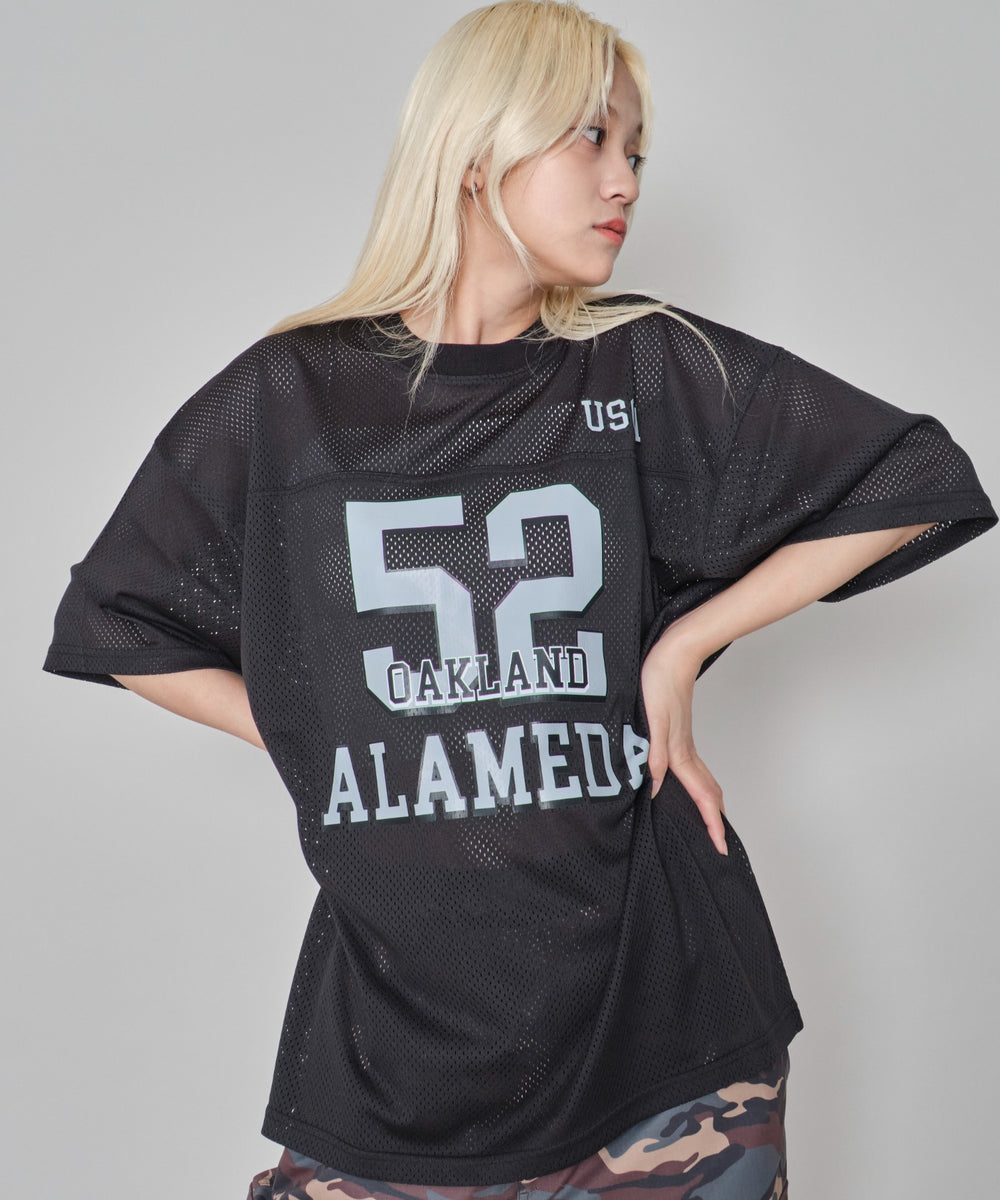 ブラック モデル：172cm L着用