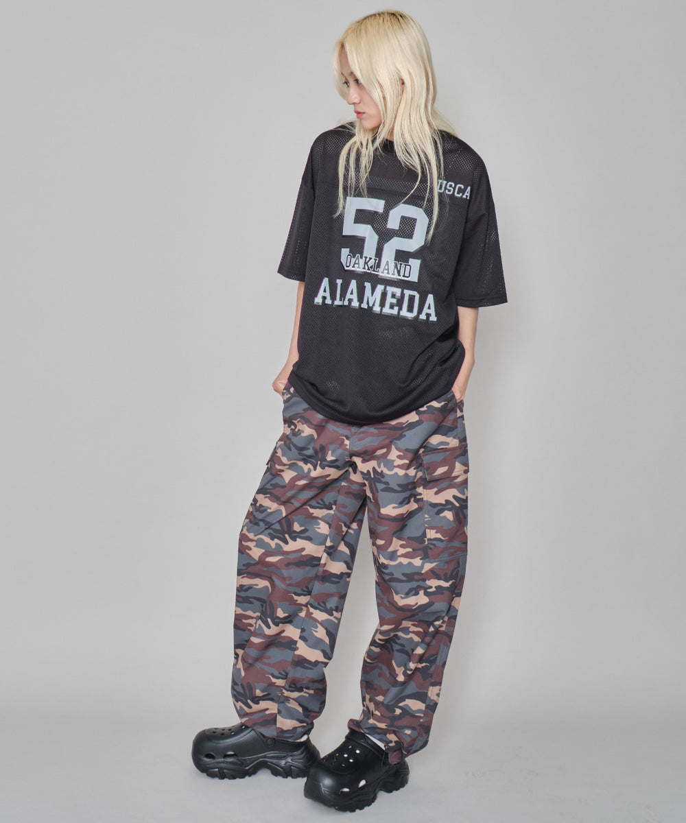 ブラック モデル：172cm L着用