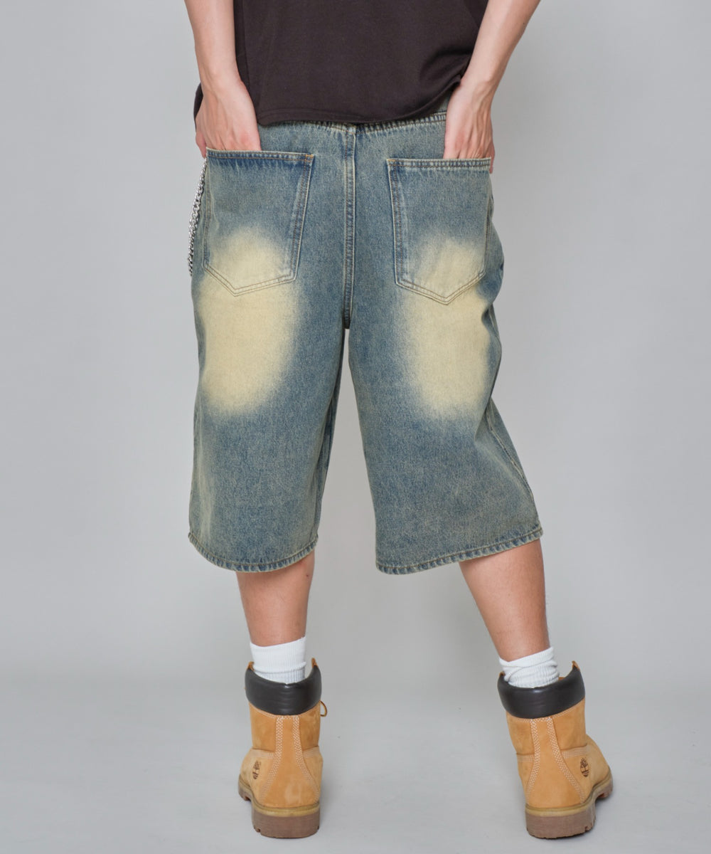 デニム淡加工　モデル:178cm L着用