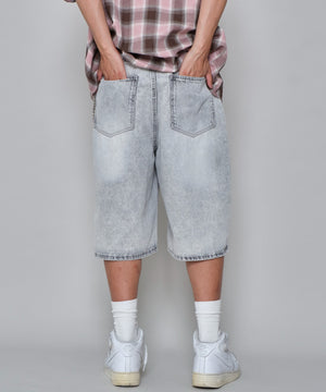 グレー　モデル:178cm L着用